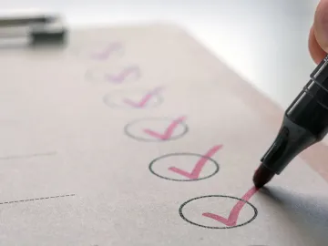 Checkliste Pressemitteilung – von der Planung über das Schreiben bis hin zu Versand und Auswertung