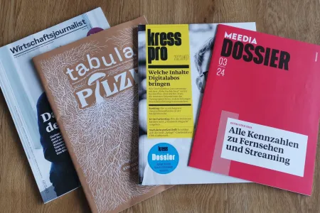 Beispiele von Fachmedien (Bild: Geraldine Friedrich)