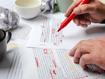 Die No-Go-Phrasen in Pressemitteilungen und wie Sie es besser machen