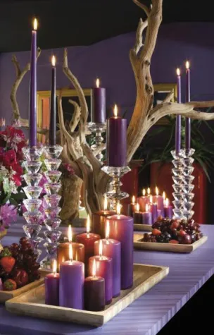 Bild: Stimmungsvolles Kerzenlicht contra Energiesparlampen