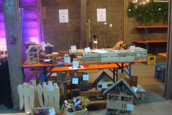 Bild: Meitinger Tagesstätte für psychische Gesundheit auf Weihnachtsmarkt