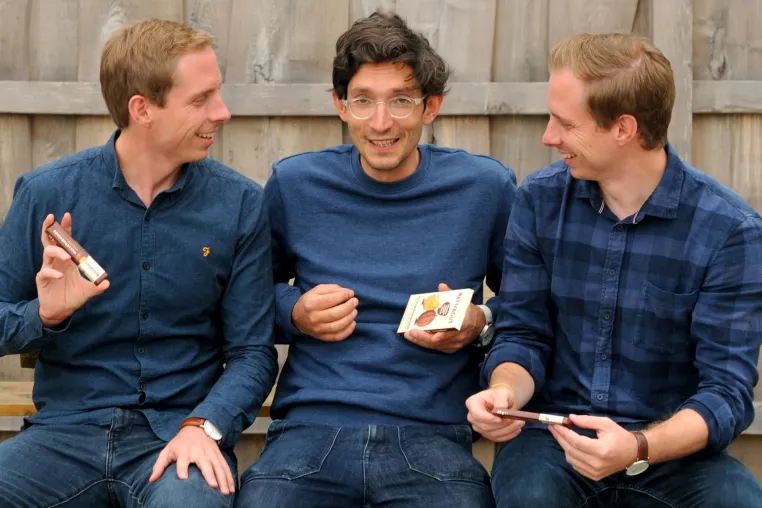 Bild: Nachhaltig Lebensmittel retten: Start-Up gründet RETTERGUT und bringt gerettete Schokolade auf den Markt