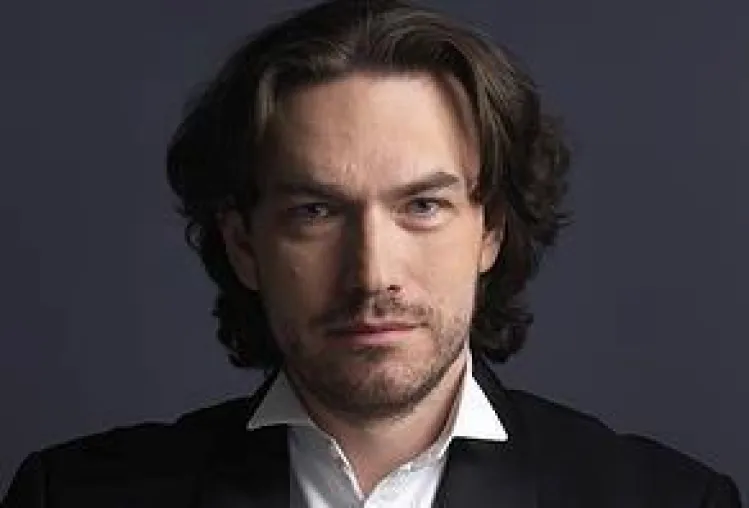 Bild: Besetzungsänderung Benefizkonzert in Hamburg: MALCIEJ PIKULSKI begleitet LUCA PISARONI