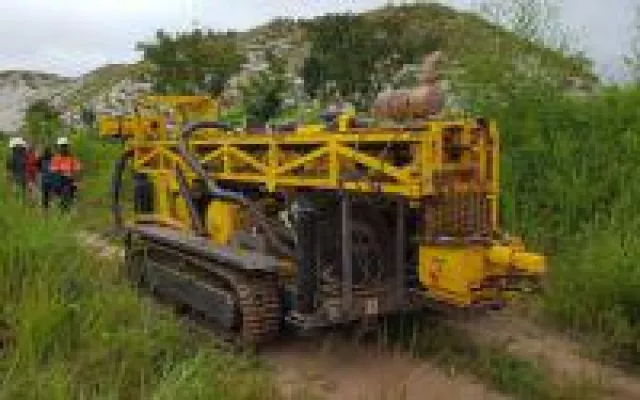 Bild: Jetzt kann es schnell gehen: AVZ Minerals stößt 20km an Bohrprogramm an