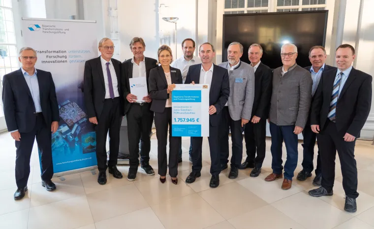 Bild: Mit Lino Expertise zur Serienfertigung von Nanosatelliten