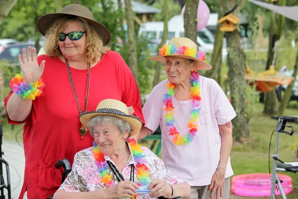 Grün gegen Extremhitze: Warum Pflegeeinrichtungen, Kliniken und Gesundheitseinrichtungen grüne Oasen brauchen Bild: Grün gegen Extremhitze: Warum Pflegeeinrichtungen, Kliniken und Gesundheitseinrichtungen grüne Oasen brauchen