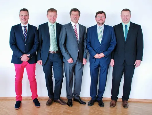 Bild: Überwältigender Vertrauensbeweis der Stuckateure für Rainer König