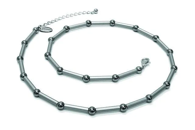 Bild: Minus Ionen mit Energie-Kick: i.balance Armbänder und Halsketten