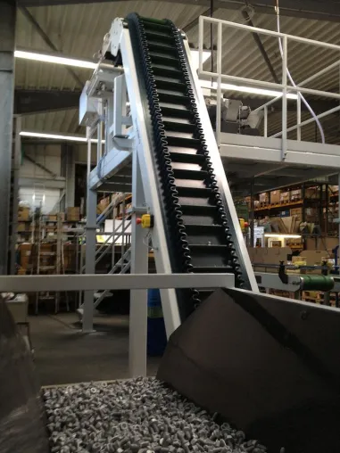 Bild: KOHLHAGE Fasteners investiert in Verpackungsanlage