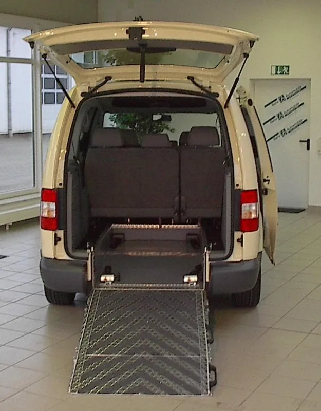 VW Caddy Maxi umgerüstet zum Rollstuhlfahrzeug inkl. AUTOGAS (LPG)