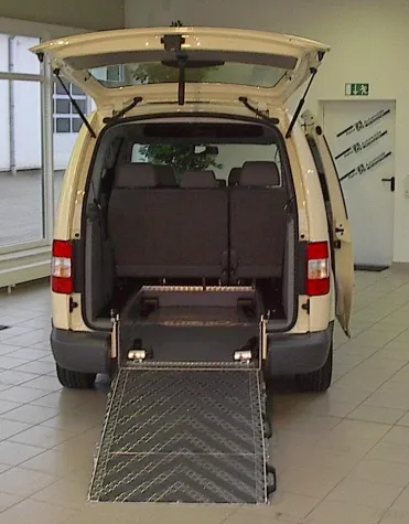 Bild: Die Behindertenfahrzeuge Reha Automobile GmbH geben Gas