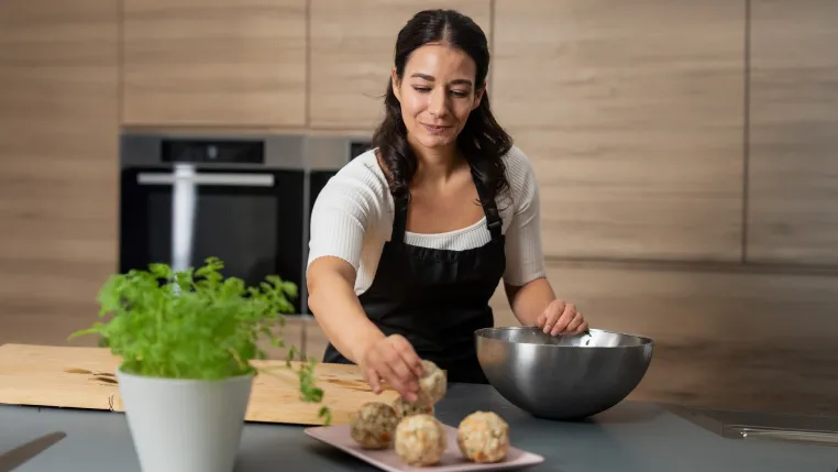 Bild: Wie Sarah Hein von Schlicht Vegan mit pflanzlicher Küche für alle begeistert