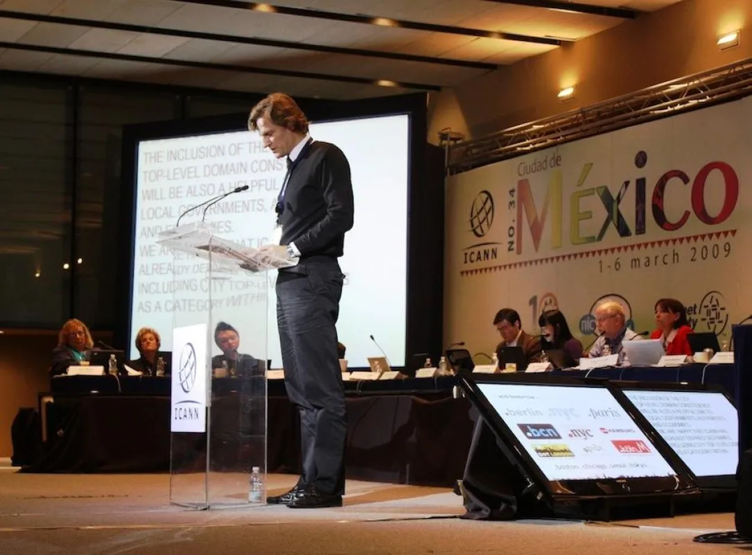 Dirk Krischenowski auf dem 34. ICANN-Meeting in Mexico