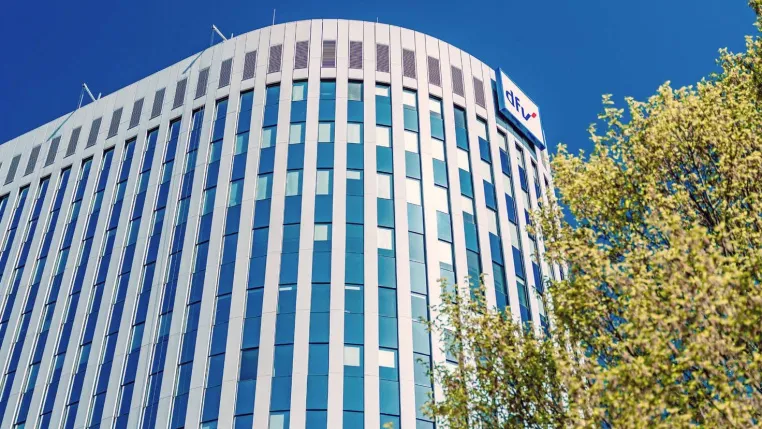Bild: dfv Mediengruppe setzt Social Intranet mit Expertenwissen von Net at Work um