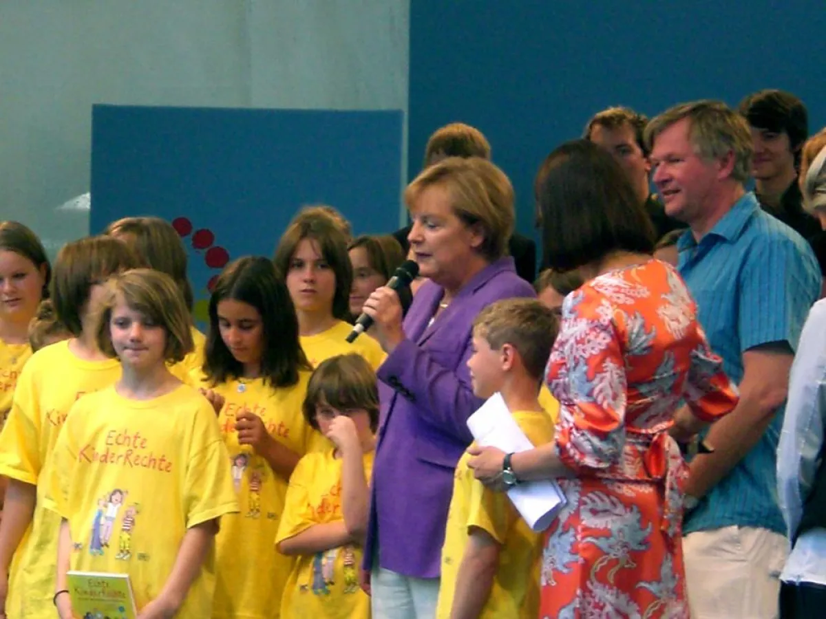 Reinhard Horn & die Bethanien Kids sangen zusammen mit der Bundeskanzlerin Angela Merkel