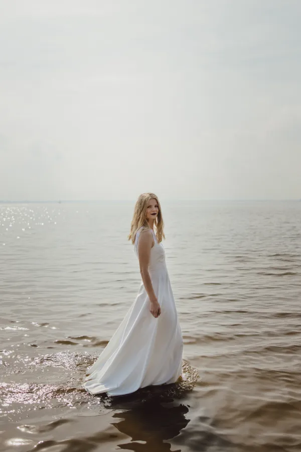 Ocean Bride - Brautkleider aus dem Meer (© Diana Frohmüller)