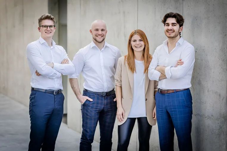 Junge Agentur vom Bodensee: Von der Idee bis zum Industriepartner Bild: Junge Agentur vom Bodensee: Von der Idee bis zum Industriepartner