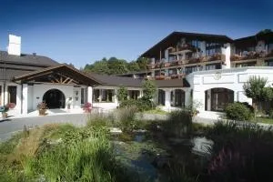 Bild: 18 Prozent mehr Belegung: Alpenhof Murnau zieht nach einem Jahr unter neuer Regie Erfolgsbilanz