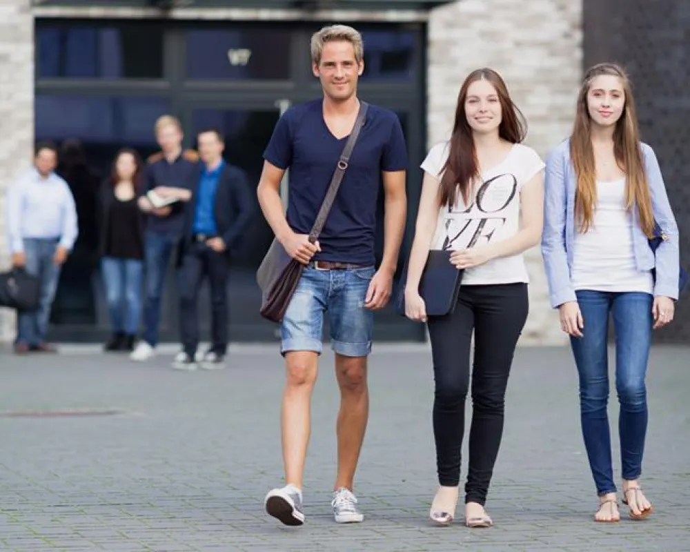 Studierende an der RFH