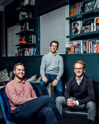 TV-Anwalt Ingo Lenßen klagt für das Start-Up RightNow gegen die Billigairline Ryanair Bild: TV-Anwalt Ingo Lenßen klagt für das Start-Up RightNow gegen die Billigairline Ryanair