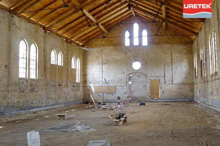 Bild: Risse im Mauerwerk fordern Tiefeninjektion an der Stätte der Reformation