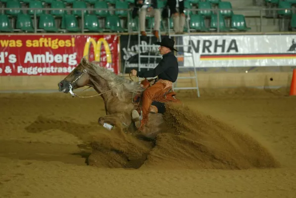 Höhepunkt des Westernreitsport-Jahres: NRHA Breeders Futurity 2005 Bild: Höhepunkt des Westernreitsport-Jahres: NRHA Breeders Futurity 2005