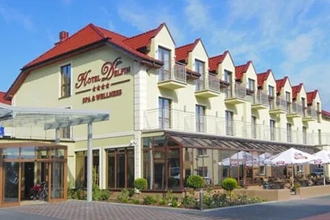 Das Hotel Delfin Dabki liegt in der Gemeinde Rügenwalde direkt an der Ostsee Bild: Das Hotel Delfin Dabki liegt in der Gemeinde Rügenwalde direkt an der Ostsee