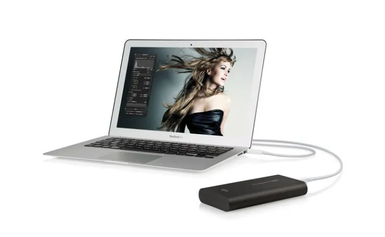 CeBIT 2012: Perfekt ausgestattet mit Elgatos mobilen Storage- und TV-Lösungen Bild: CeBIT 2012: Perfekt ausgestattet mit Elgatos mobilen Storage- und TV-Lösungen