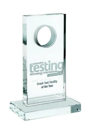 Bild: Fahrzeugsicherheit in China: MESSRING Crashtestanlage ausgezeichnet