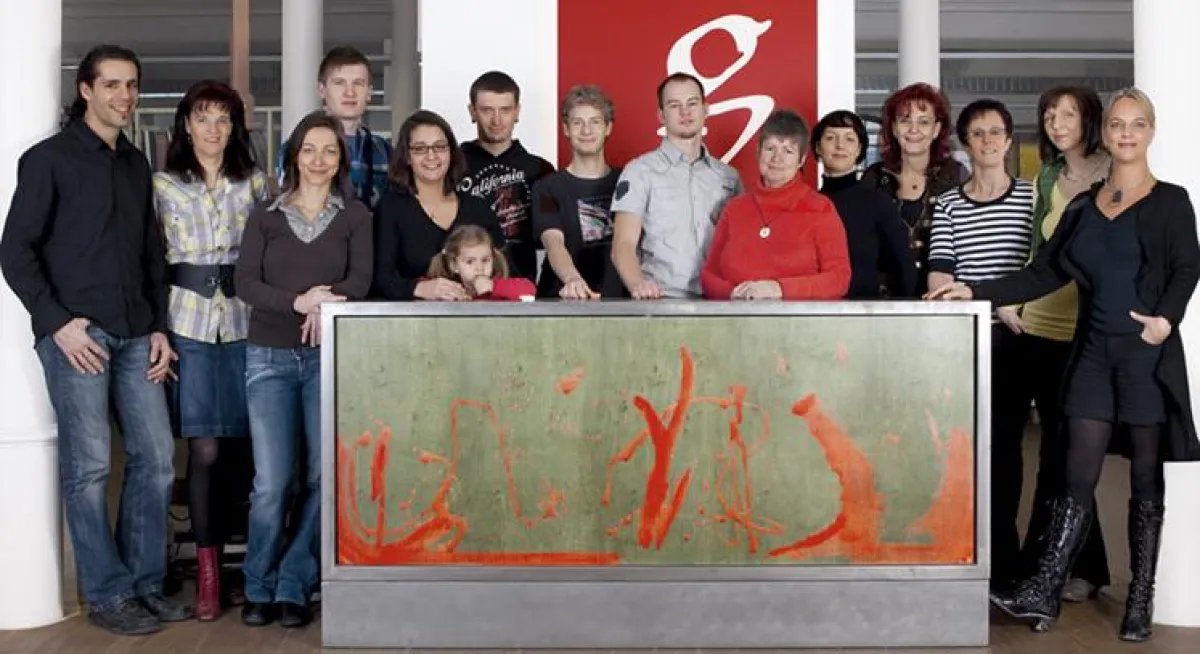 Seit fünf Jahren steht das Team des Künstlerfachmarktes GERSTAECKER Dresden dem Bildenden Künstler, kreativen Bastler und Kunstliebhaber unter dem Grundsatz ?Das Beste für Ihre Kunst? mit Rat und Tat 