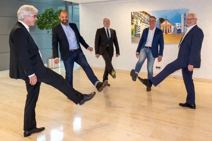 Bild: Strategische Partnerschaft: Avenga unterstützt GVV-Versicherungen bei der digitalen Transformation