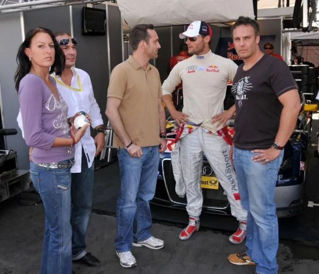 vlnr:Model Yvonne Förg, VIP-Manager Dieter Pilz, Schauspieler Joe Rabl, AUDI-Pilot Martin Tomczyk und Serienstar Christian Storm