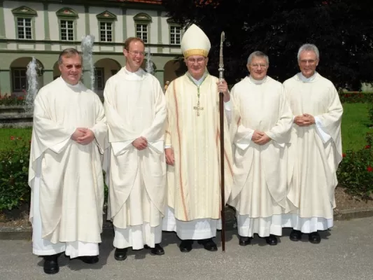 Bild: Die Liebe Gottes für die Menschen spürbar werden lassen