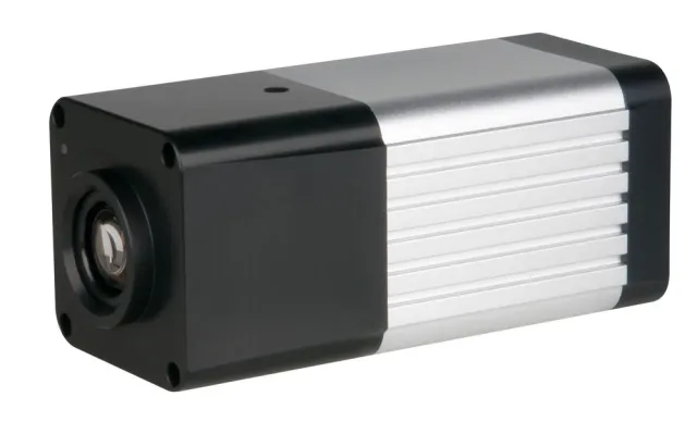 Bild: DF4820HD-DN: Dallmeier präsentiert erste Box-Kamera mit P-Iris Objektiv