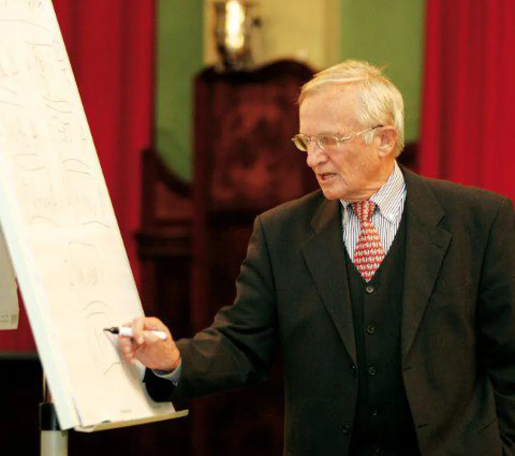 Institutsgründer Professor Dr. Nagel in Aktion