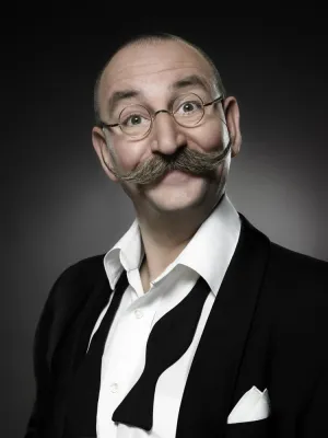 Bild: HORST LICHTER am 25.09.10 mit einer VORPREMIERE im SAALBAU WITTEN