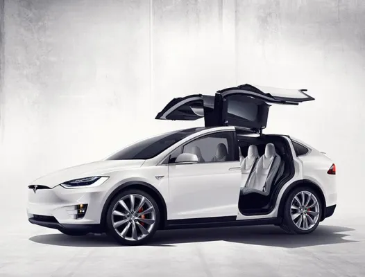 Bild: TESLA MODEL X exklusiv bei Drive-CarSharing