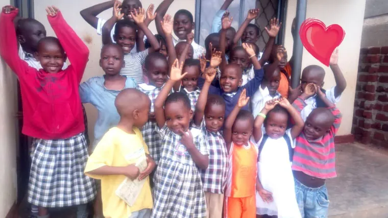 Ein Heim und eine Schule für 35 Kinder Bild: Ein Heim und eine Schule für 35 Kinder