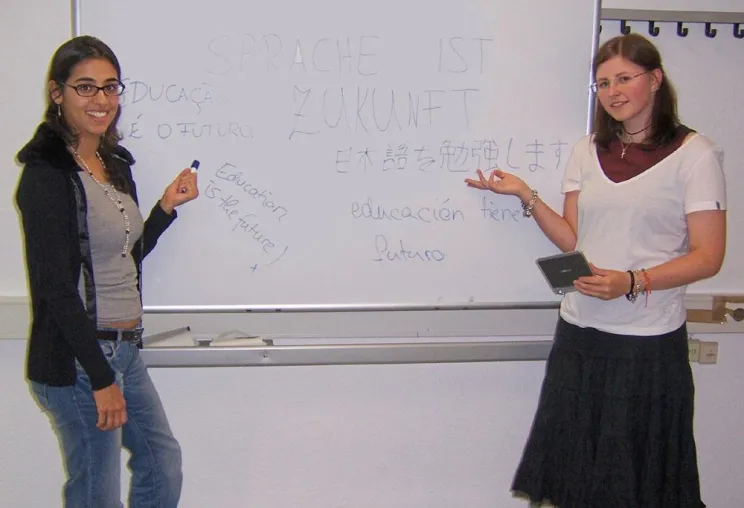 Bild: Samba und Einstein an der F+U Heidelberg