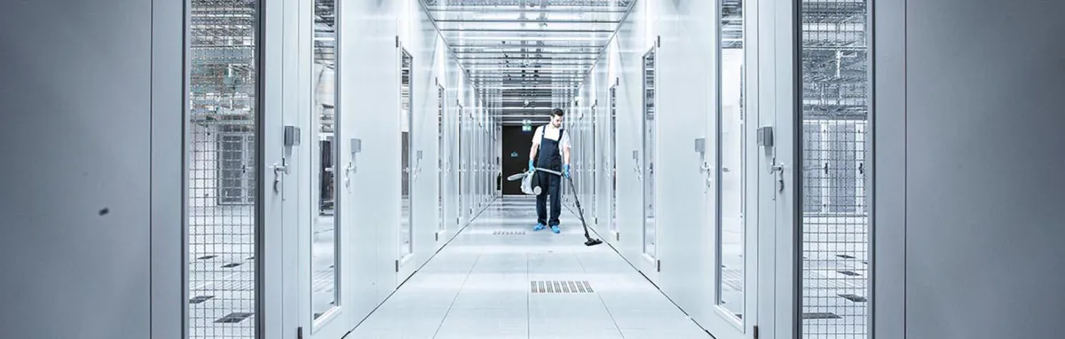 „RZ-Reinigung“ verbessert Key-Performance-Indikatoren von Rechenzentren (c) SCHÄFER Werke GmbH