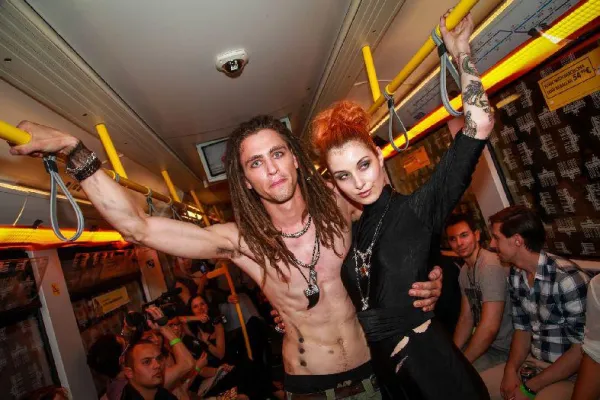 Bild: Kultschmuck von Wolfgang Elfers beim Chevrolet Underground Catwalk