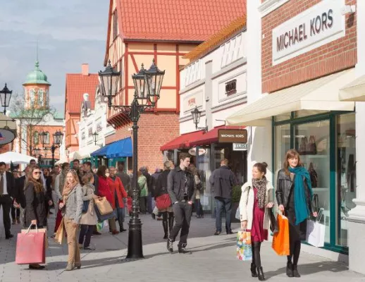 Bild: Sonntagsshopping zum Final Sale und tolle Geschenkideen zum Valentinstag im Designer Outlet Neumünster