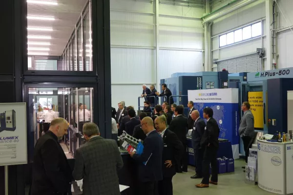 Bild: Erfolgreiches 1. Quartal 2017 für MATSUURA