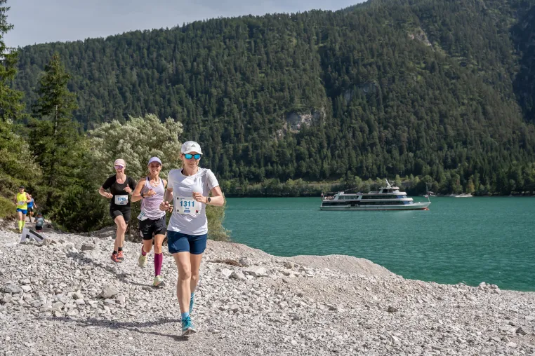 Bild: Achenseelauf 2026: 23 Kilometer rund um Tirols größten See