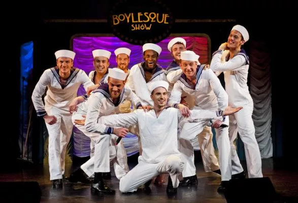 Premiere der "The Divine Teasers Boylesque Show" am 20. und 21.04.2015 im Stuttgarter Friedrichsbau Varieté Bild: Premiere der "The Divine Teasers Boylesque Show" am 20. und 21.04.2015 im Stuttgarter Friedrichsbau Varieté