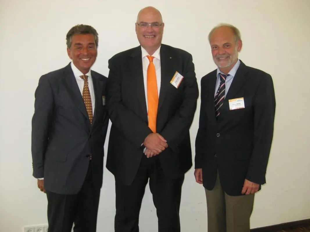 Referenten Dr. Dr. Michel Friedman, Peter Haller und Peter Walter