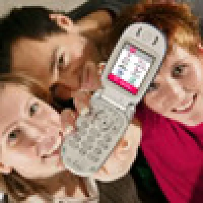 Bild: Handytarife.de informiert: Eltern sollten Handy-Rechnung ihrer Kinder regelmäßig überprüfen