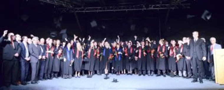 SRH Hochschule Hamm entlässt 66 Absolventen feierlich Bild: SRH Hochschule Hamm entlässt 66 Absolventen feierlich