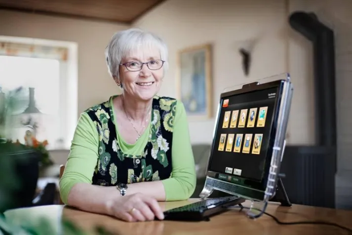 Bild: Oma und Opa zu Facebook einladen – Enkelkinder verschenken Lebensqualität