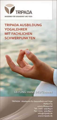 Bild: Yogalehrerausbildung - neuer Flyer der TRIPADA AKADEMIE